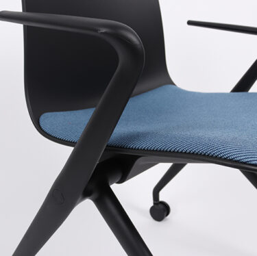 Bowi Seminar Chair | Designer Office Chairs